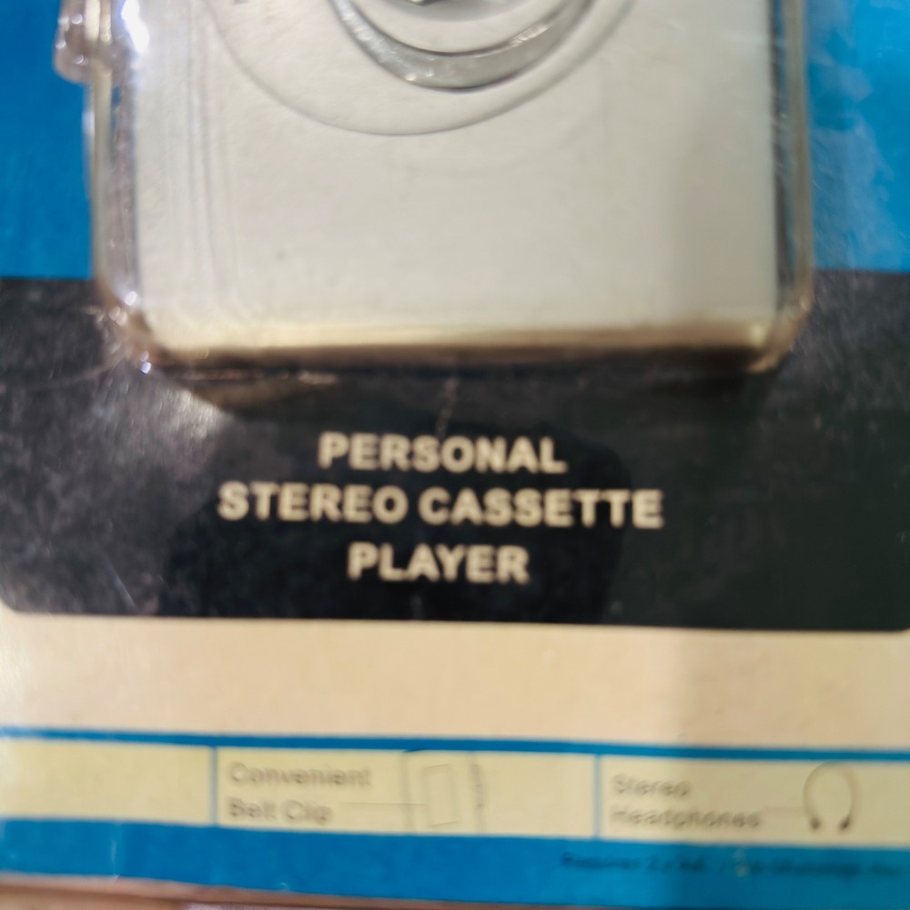 Magnum MCP811 Personal Stereo Cassette Player Portable Walkman with Headphones